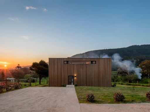 Doni Wood House, casa en la playa de Doniños - Housity
