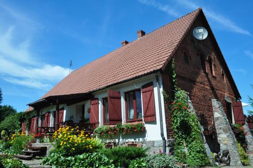 Agroturystyka Izba Pod Kasztanem - Housity