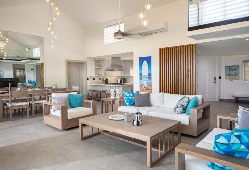 Beachfront · Private Beach Kite Beach Penthouse - Housity