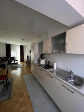For5 - Housity