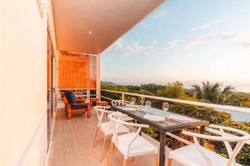 Buena Vista Ocean View Apartments Santa Teresa - Housity