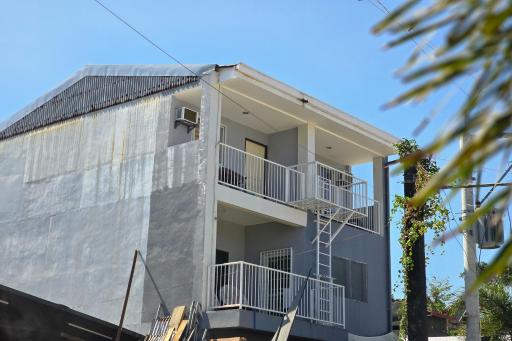 Surfside Hostel LU Surf Town - Housity