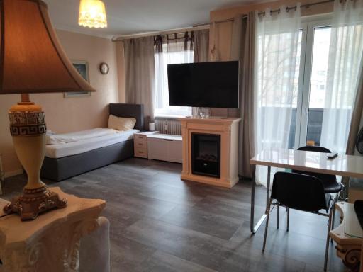 Studio Apartment mit Balkon - Hizvo