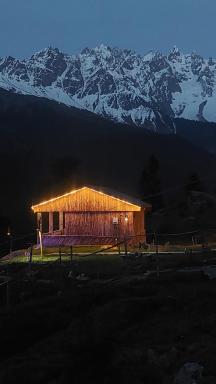 Khana Badosh Resort - Housity