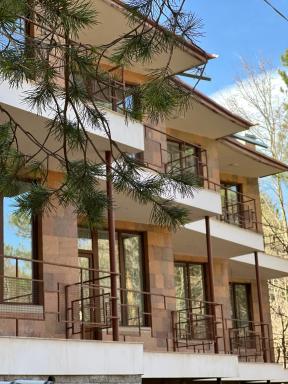 Kompozitor Hotel Dilijan - Housity