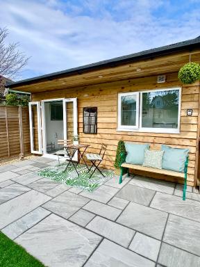 Mudeford Gem Accommdation - Housity