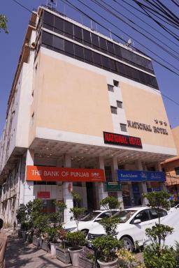 National Hotel - Housity