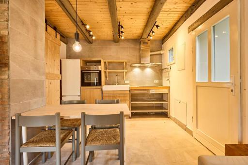 Rote Wohnung - Ferienwohnung (Goldenes-Häusle) - Housity
