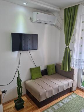 ZVEZDA LUX - Housity