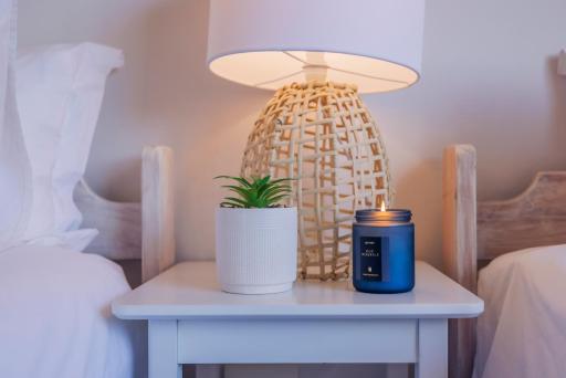 Waterfront Cottage B3 - Housity