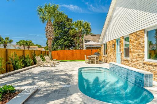 Destin Beach House - Just A Splash by Panhandle Getaways - Housity