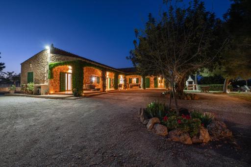 Finca Girasols - Housity