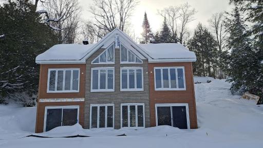 Tranquil Comforts - Housity