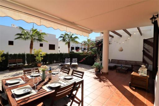 Jazmines apto frente al mar con piscinas - Housity