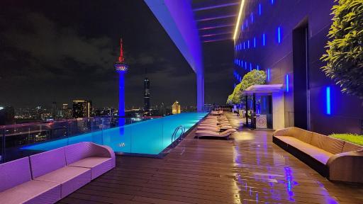 KL Platinum KLCC 42 By SNC - Housity
