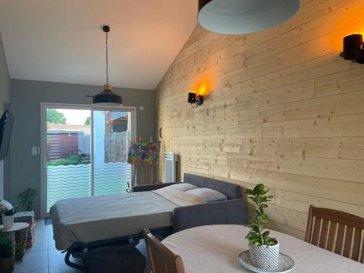 Chambre privée proche parc Puy duFou boîte à clef - Housity