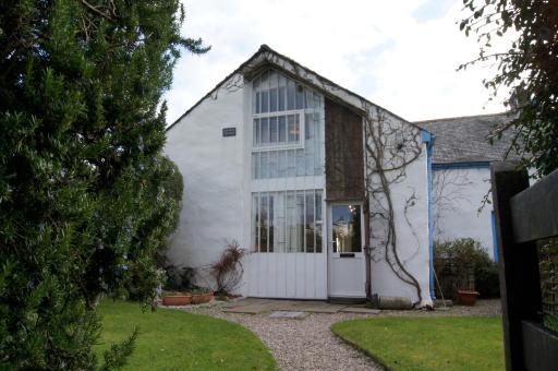 Regatta Cottage - Housity