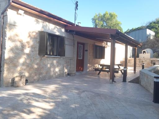 Papageorgios Village House - Housity
