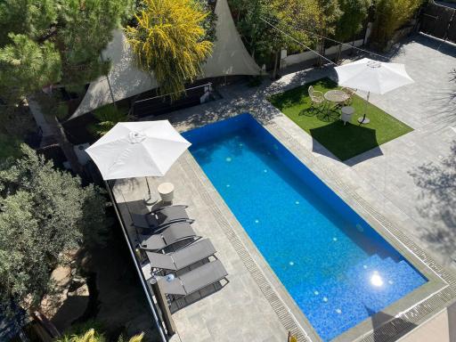 Costa Maresme Barcelona , Relax & Pool - Housity