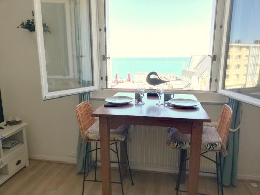 L'HORIZON Vue mer et falaises - Housity