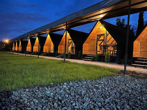 Motto Wood Otel - Housity