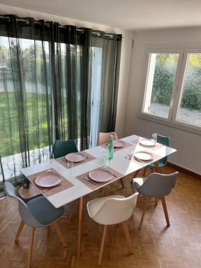A 30 min de l'île aux Mimosa Maison Vendéenne avec Jardin - Housity