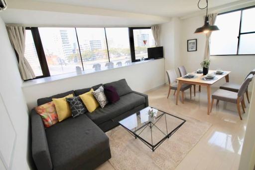 Luxes - 10 min Hiroshima Station & 2BR Up to 10p - Housity