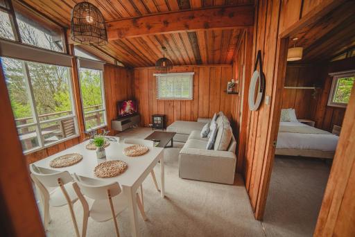 Timber Hill Self Catering Cedar Lodges - Housity