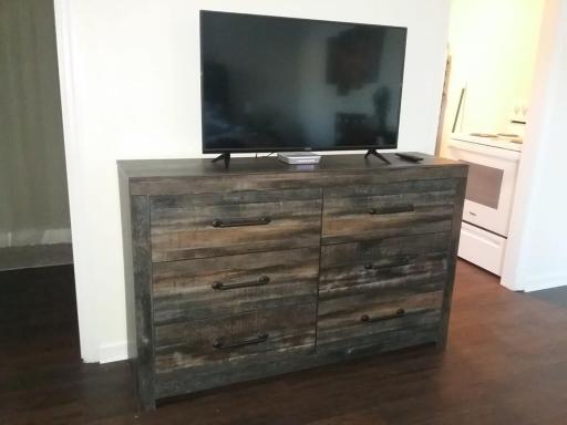 Music Studio Getaway, Close to Entertainment! - Housity