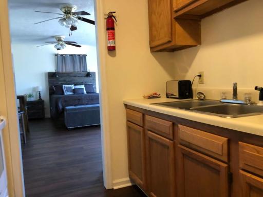 Music Studio Getaway, Close to Entertainment! - Housity
