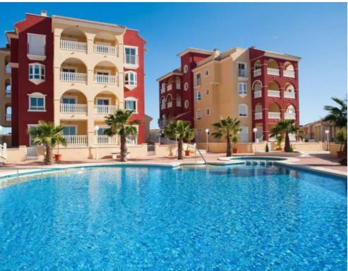 Ground floor apartment with 3 pools - Housity