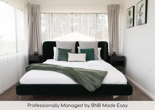 Canobolas Cottage, Amazing Farm Stay, 4 King Beds - Housity