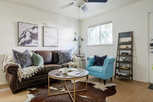 Rancho Del Sol l Sleeps 5 l Close to Downtown I TV - Housity