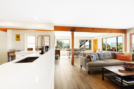 The Beachside Hideaway 3 blocks From The Beach! - Housity