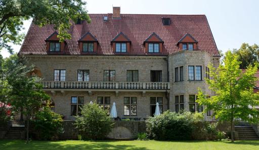 Parkhotel Unter den Linden - Housity