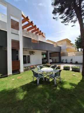 HK Residency 华人宾馆 - Housity