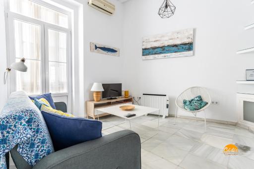 Mar de Cadiz by Cadiz Time - Housity