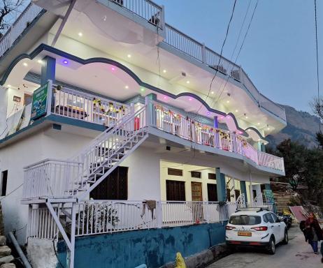 Chandarshila hike homestay - Housity