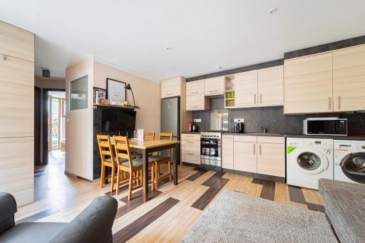 B48 Simplex - egyszinten, kényelmesen - Housity