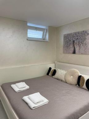 Rožės Namai B&B - Housity