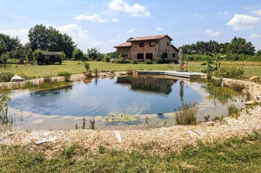 Maison Piscine Naturelle - Housity