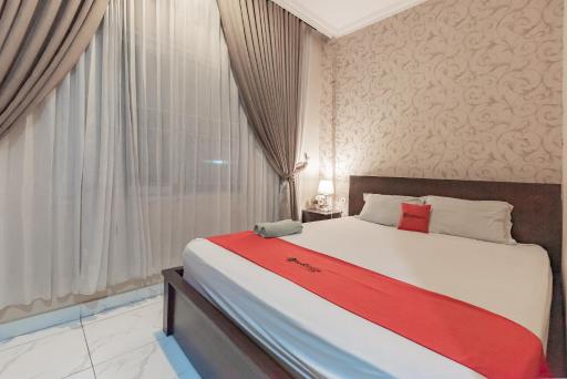 RedDoorz at Hotel Arwana Tugu Puncak - Housity