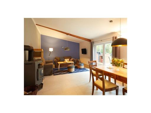 Holiday apartment Tannenhof Bornholdt - Housity