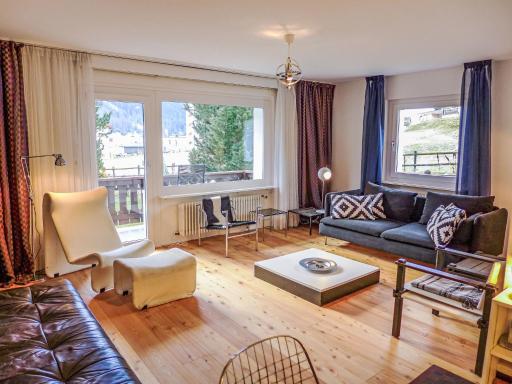 Apartment Chesa Vuorcha by Interhome - Housity
