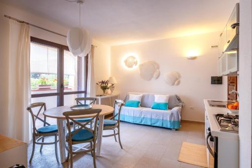 Orosei Home Holidays - I fiori - Housity