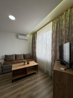 Aparmani Karanovic - Housity