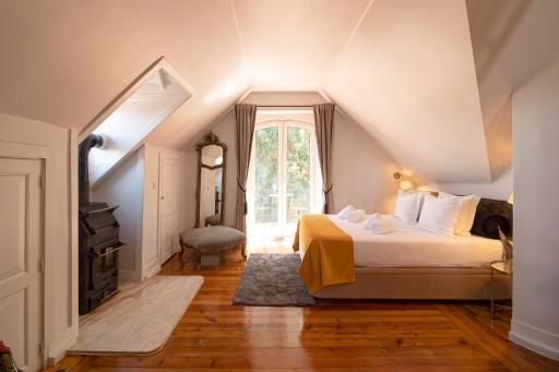 Villa Chalet Sintra by Hansi Home - Housity