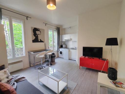 Charming Parisian studio! - Housity