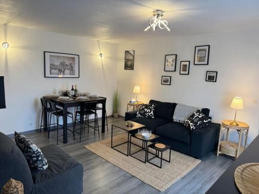 Appartement confort et balcon - Housity