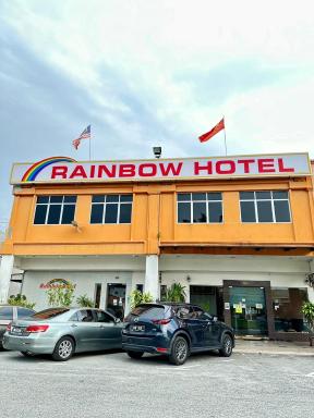 Rainbow Hotel - Housity